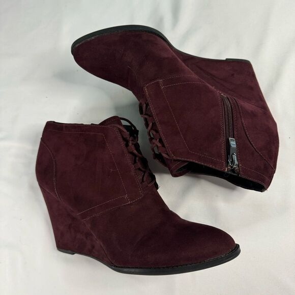 Franco Sarto Lennon Red Wine Faux Suede Lace-up Wedge Ankle Booties Size 10 M - Picture 1 of 9